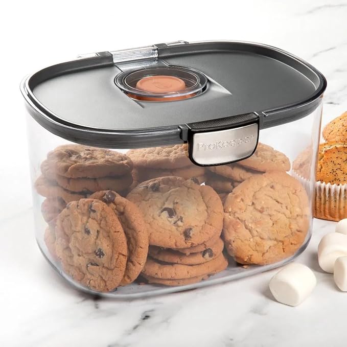 Progressive ProKeeper International Airtight Food Storage Container with Terracotta Disk for Freshness, Stackable & Dishwasher Safe, Ideal for Cookies, Baked Goods, & More, 5 Quart