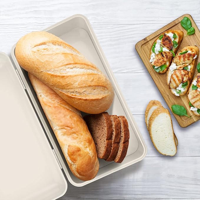 E-far Vintage Bread Box for Kitchen Countertop, Cream Metal Bread Storage Container Retro Bread Bin for Pastries/Loaves/Dry Food, Large Capacity & Modern Design (16.7” x 9” x 6.4”)