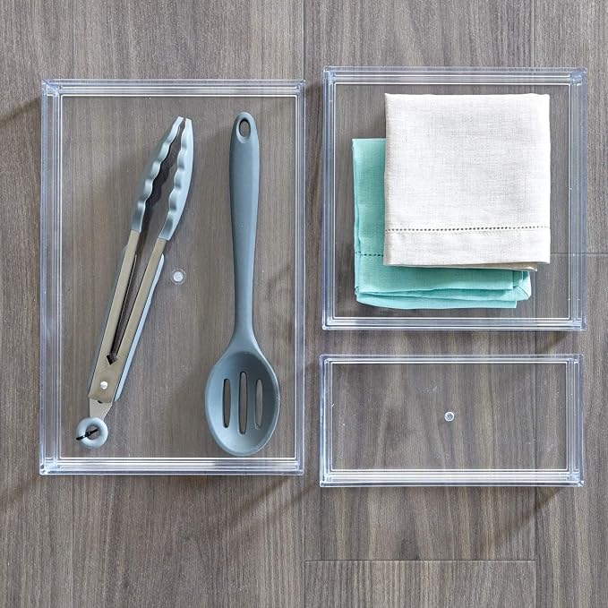 IDesign Decorative Countertop Vanity Tray Organizer for Bathroom, Bedroom, Closet, Entryway, The Clarity Collection – 4” x 8” x 2”, Clear, Small